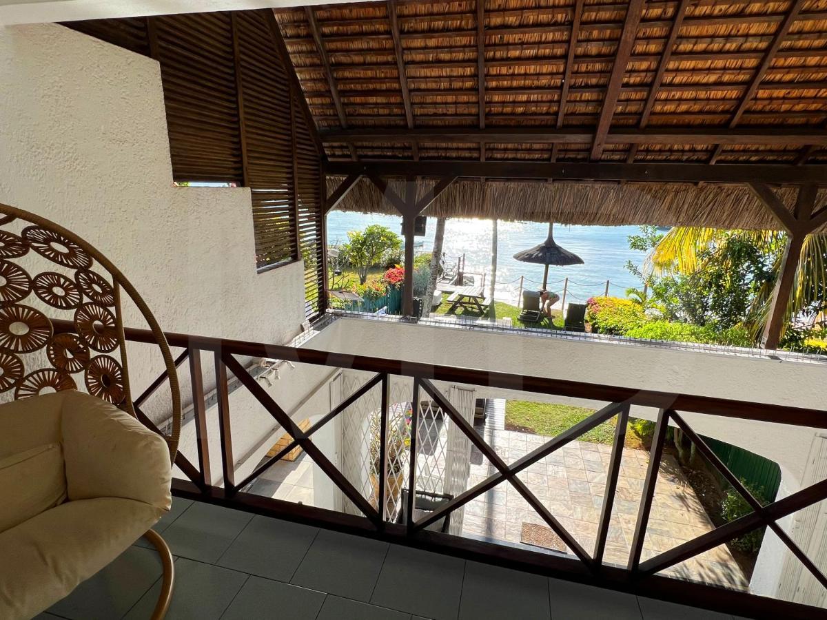 Caro'S Beachfront Trou aux Biches Dış mekan fotoğraf