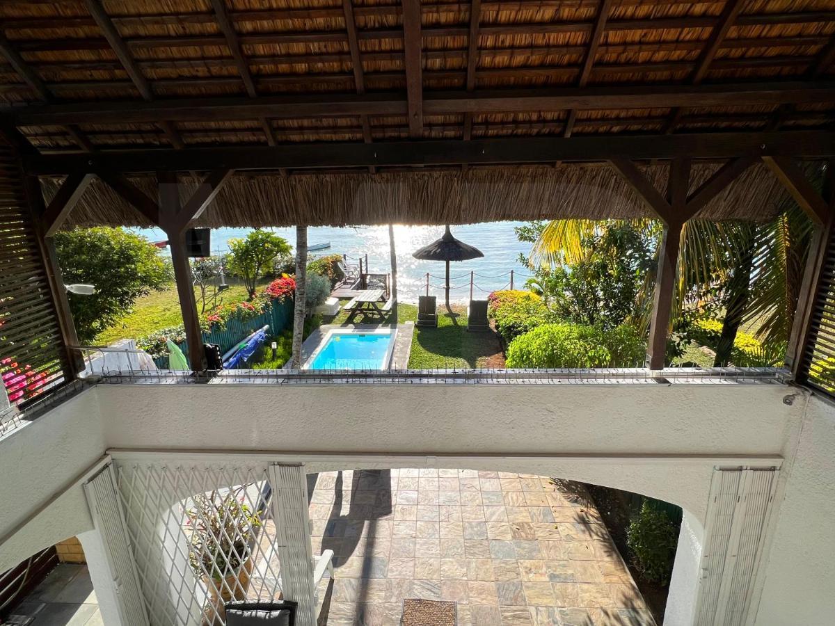 Caro'S Beachfront Trou aux Biches Dış mekan fotoğraf