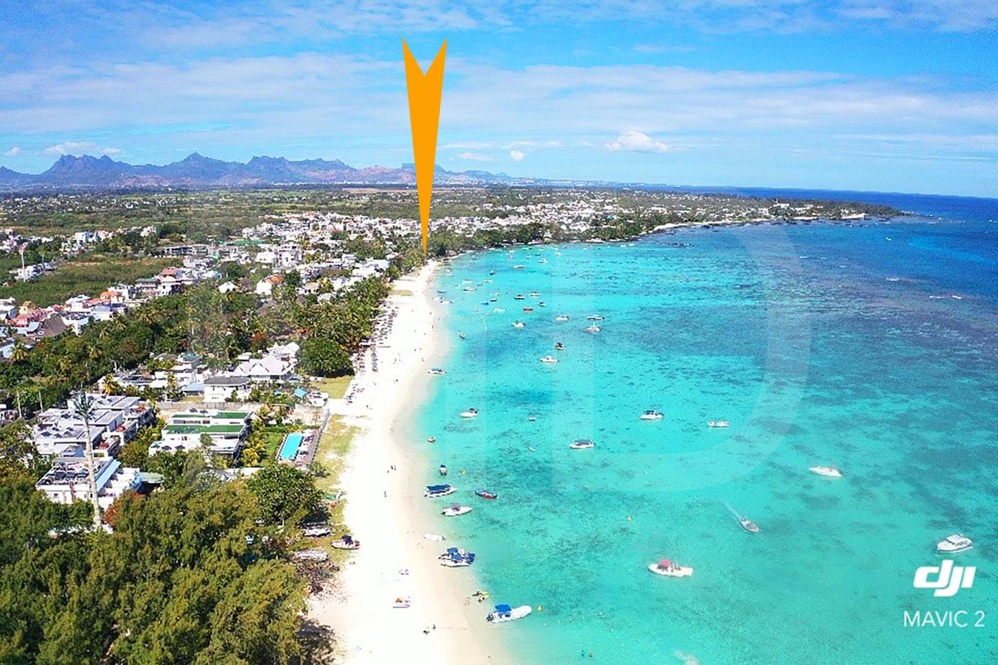 Caro'S Beachfront Trou aux Biches Dış mekan fotoğraf