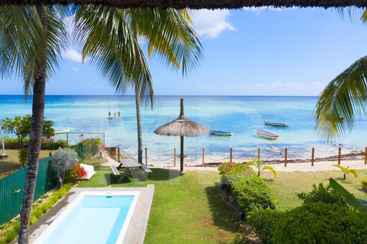 Caro'S Beachfront Trou aux Biches Dış mekan fotoğraf