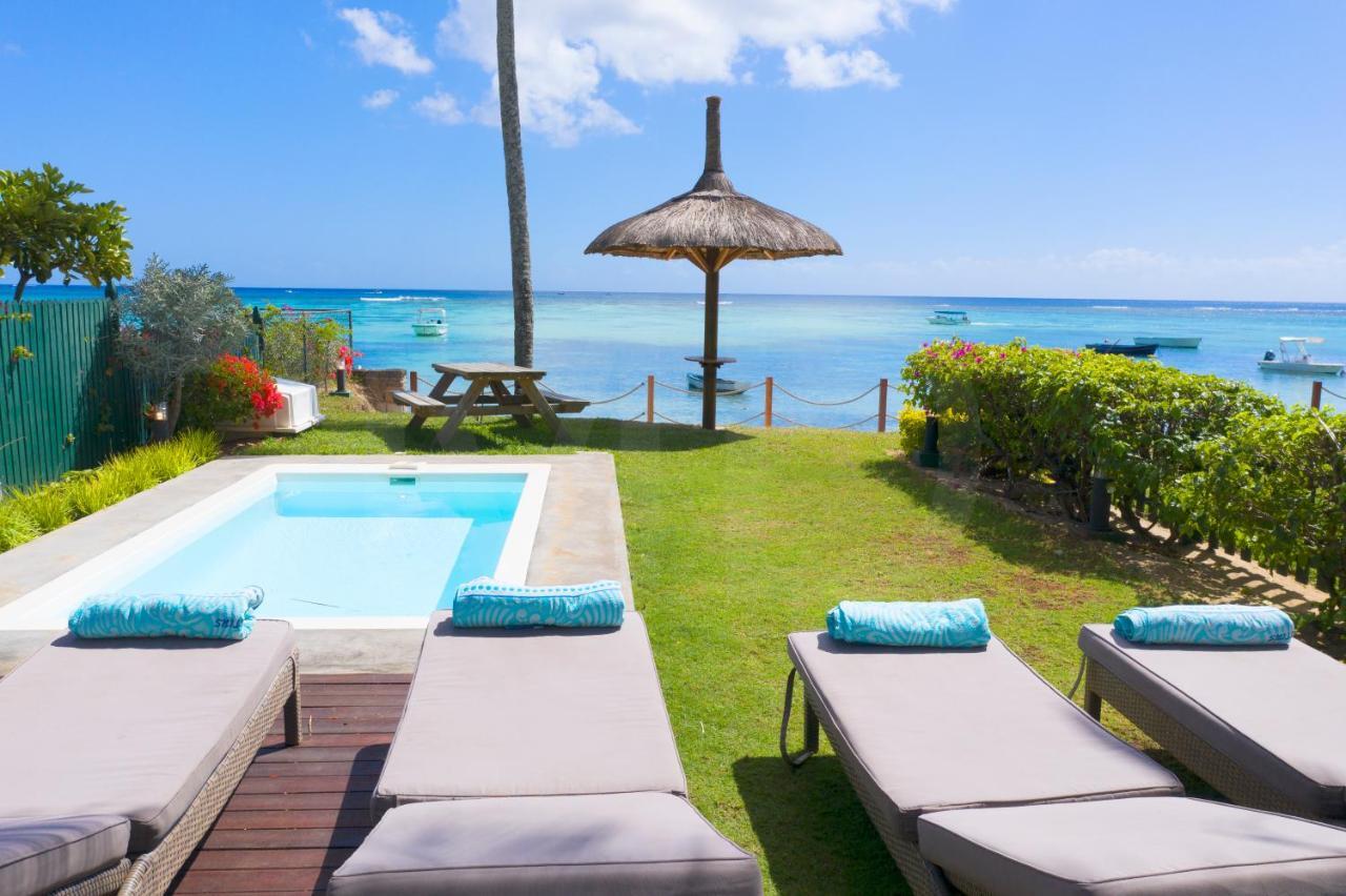 Caro'S Beachfront Trou aux Biches Dış mekan fotoğraf
